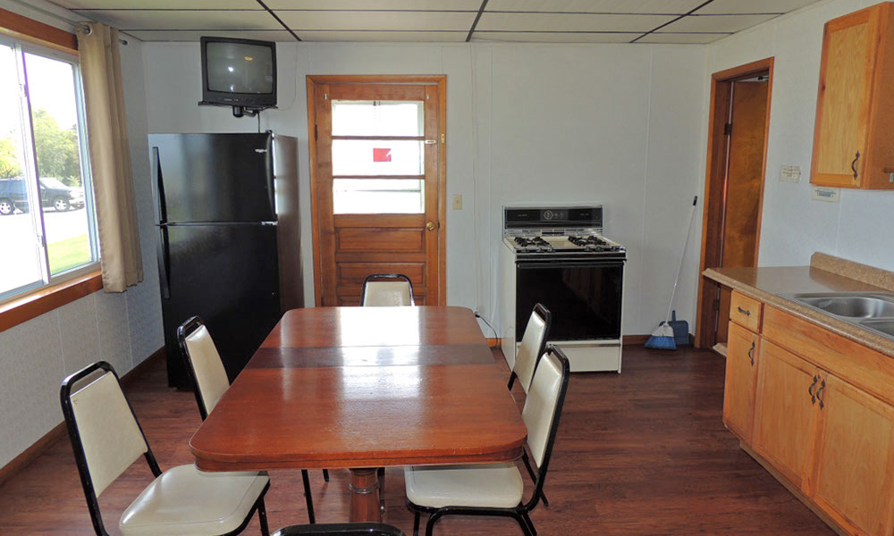 Lanz’s Waterfront Cottages Thousand Islands Clayton NY on the St