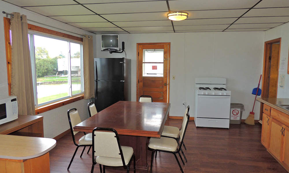 Lanz’s Waterfront Cottages Thousand Islands Clayton NY on the St