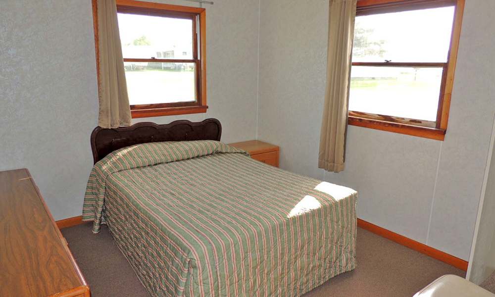 Lanz’s Waterfront Cottages Thousand Islands Clayton NY on the St